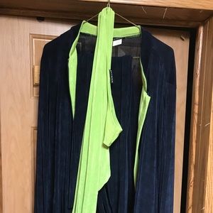 Slinky Women’s Dress Suit